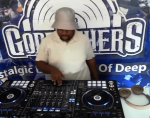 Afrika Brothers & Jay Saxx – Lockdown Mode (CoronaDisinfectants)