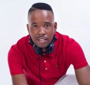 Dj Stokie – Dlala Stokie 2.0 Ft. Kabza De Small & Dj Maphorisa [Cut]