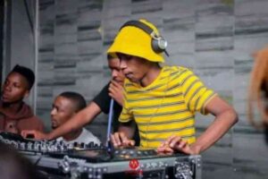 DOWNLOAD-Mdu-aka-TRP-–-Njalo-ft-Mashudu-vocal-mix